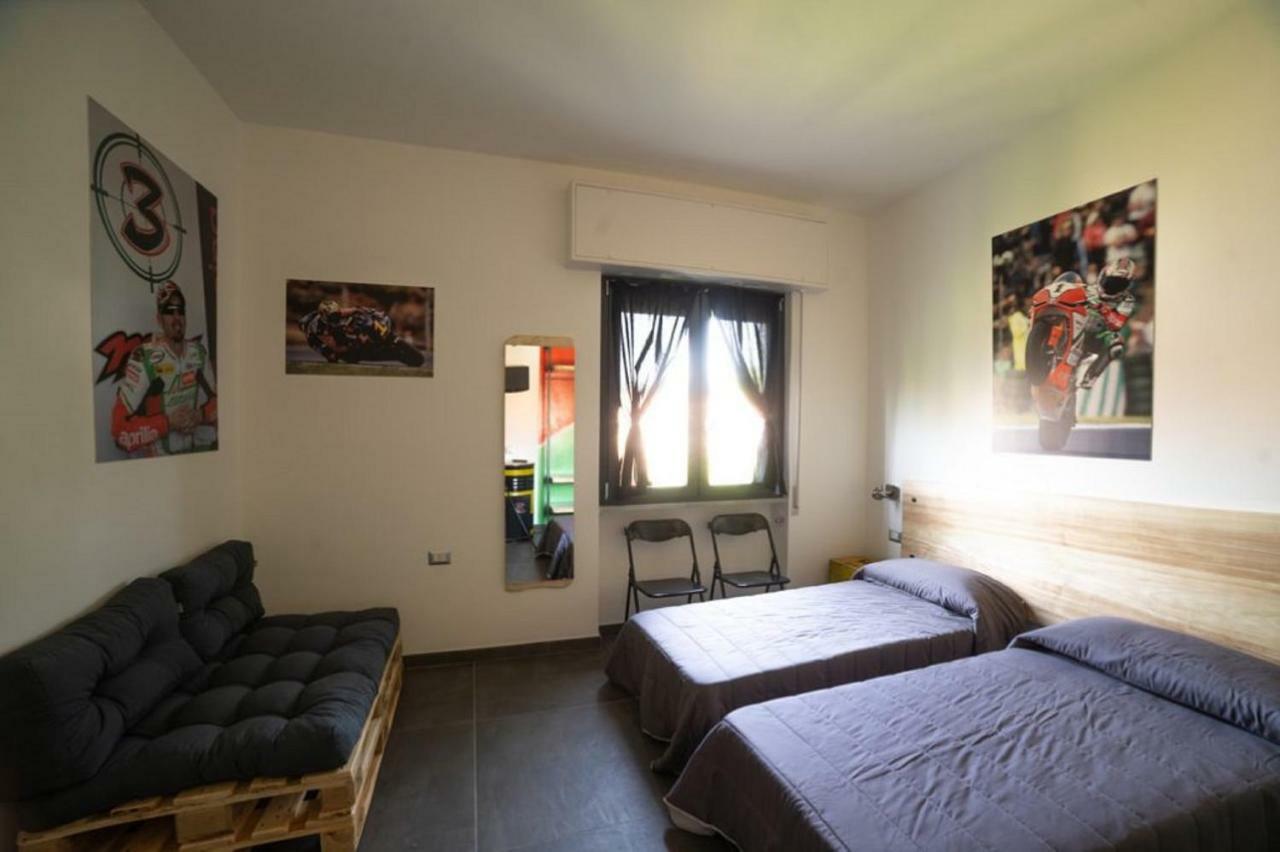 밀레시모 Italian Piston House Sport Moto Rent B&B 외부 사진